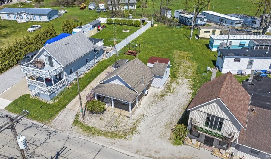 2310 W Orland Rd, Angola, IN 46703 - 1 Beds, 1 Bath