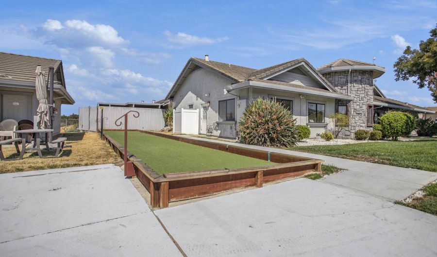 1917 Geneva Ln, Antioch, CA 94509 - 2 Beds, 2 Bath