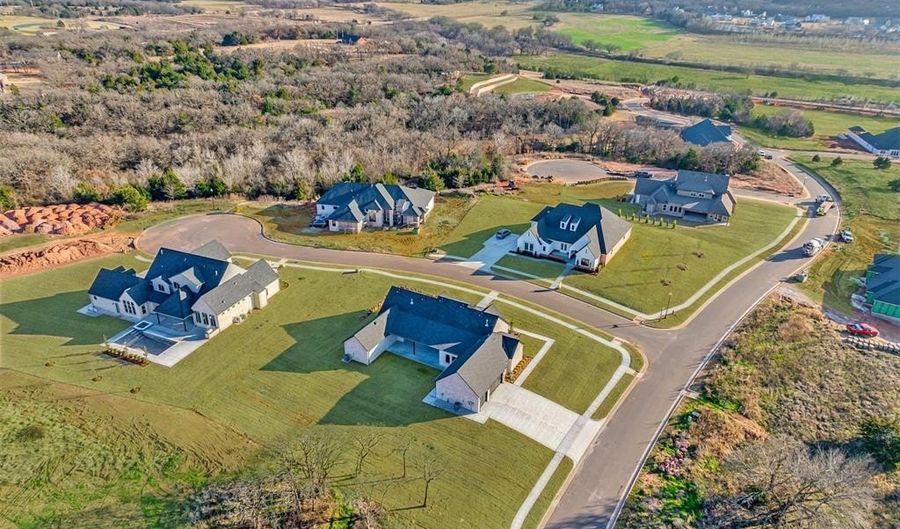 9401 Millstone Ct, Arcadia, OK 73007 - 4 Beds, 5 Bath