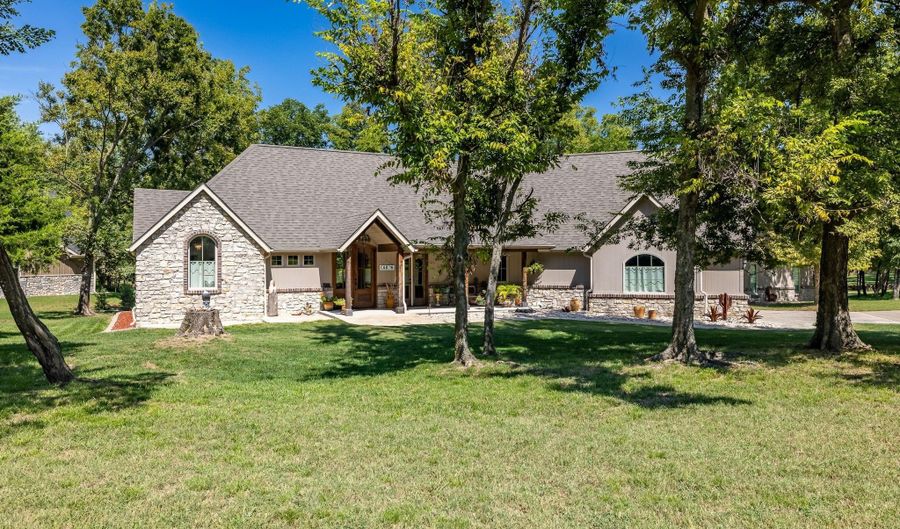 33690 Sage Grouse Cir, Afton, OK 74331 - 3 Beds, 4 Bath