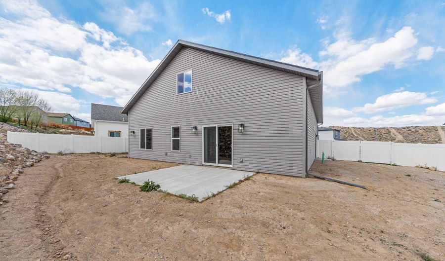 2605 Platinum Dr, Elko, NV 89801 - 5 Beds, 3 Bath