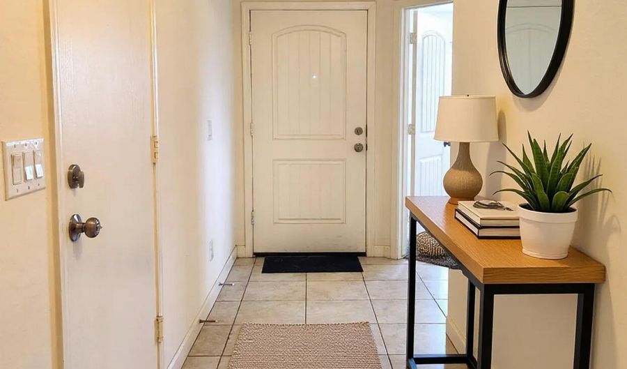 727 W JUDI Dr, Casa Grande, AZ 85122 - 4 Beds, 2 Bath