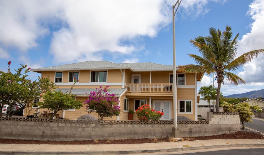 71 Kuuhoa Pl, Kahului, HI 96732 - 5 Beds, 5 Bath