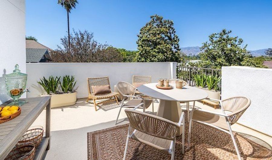 828 E Florista Ln, Alhambra, CA 91801 - 4 Beds, 4 Bath