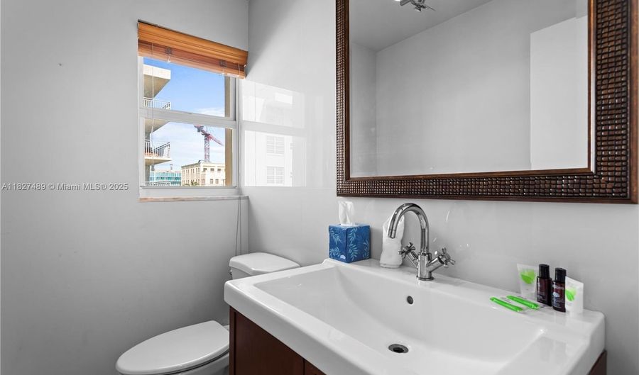 9440 W Bay Harbor Dr 5A, Bay Harbor Islands, FL 33154 - 1 Beds, 2 Bath