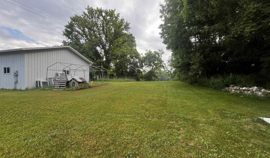 640 N Flint Rd, Angola, IN 46703 - 4 Beds, 2 Bath