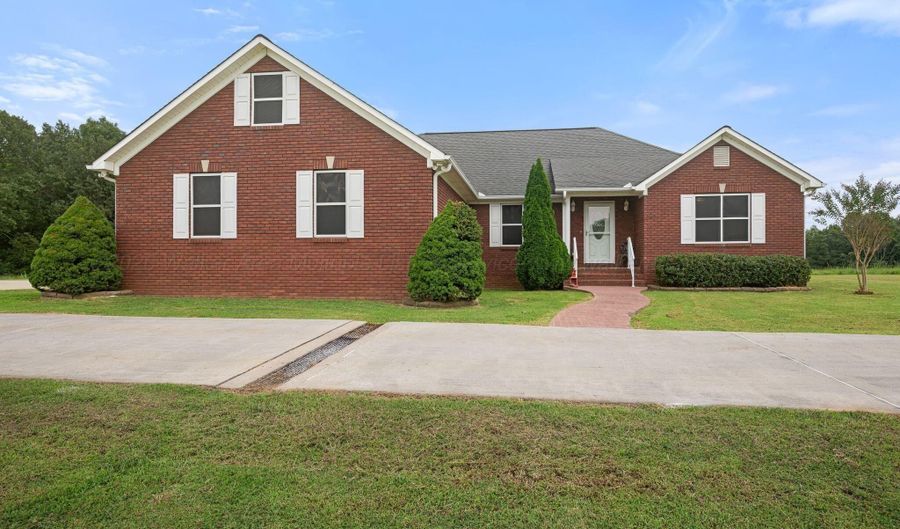 272 CO RD 39, Arley, AL 35540 - 5 Beds, 3 Bath