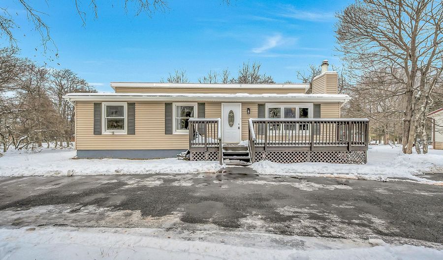 123 Caddo Ter, Albrightsville, PA 18210 - 3 Beds, 1 Bath