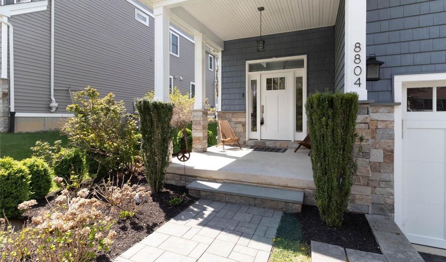 8804 WISSAHICKON Ave, Philadelphia, PA 19128 - 4 Beds, 4 Bath