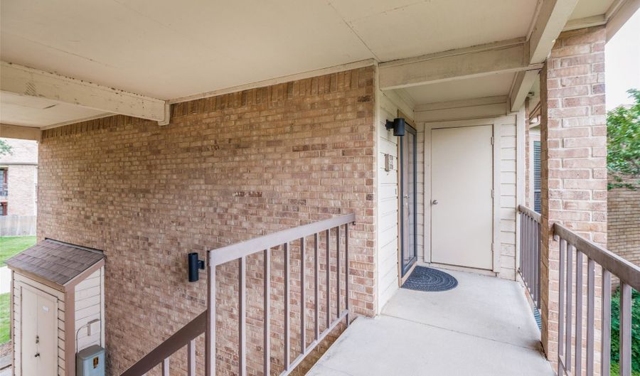 16301 Ledgemont Ln 263, Addison, TX 75001 - 2 Beds, 2 Bath
