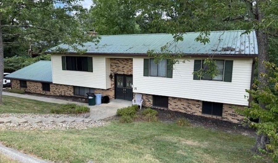 31 Angela St, Athens, OH 45701 - 4 Beds, 4 Bath