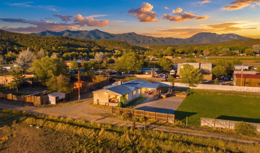 3 Camino Anastacio, Arroyo Hondo, NM 87513 - 4 Beds, 2 Bath