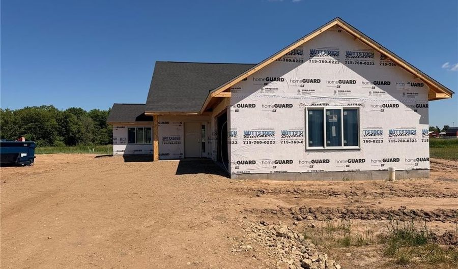 531 Brooks St, Amery, WI 54001 - 4 Beds, 3 Bath