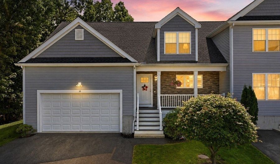 15 Curtis Cir 15, Avon, MA 02322 - 3 Beds, 3 Bath