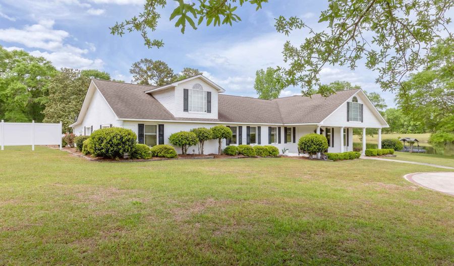26511 Antioch Rd, Andalusia, AL 36421 - 6 Beds, 6 Bath