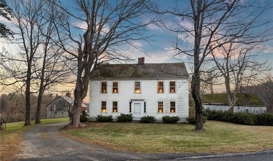 21 Legeyt Rd, Barkhamsted, CT 06063 - 4 Beds, 2 Bath