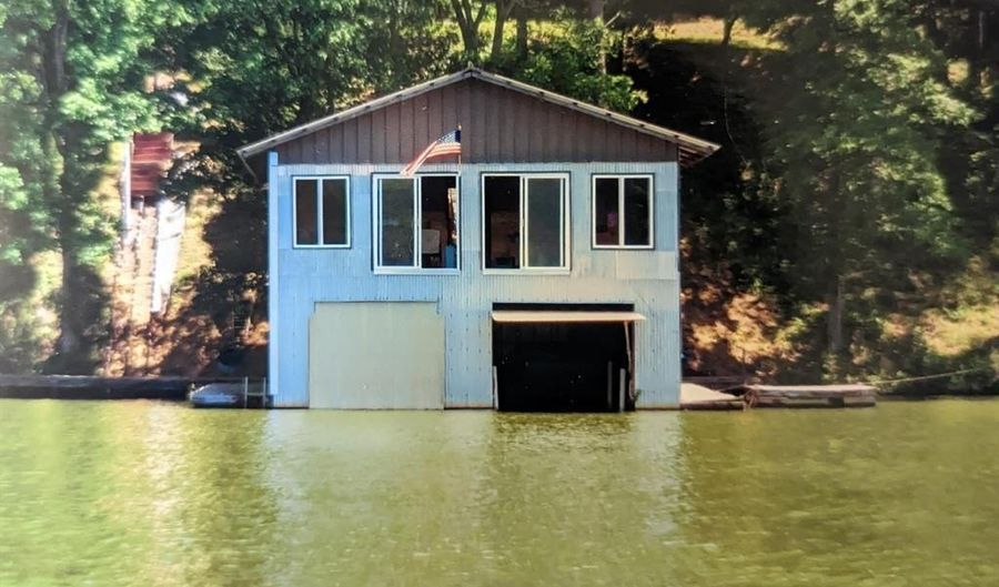 305 NANCY Ln, Adger, AL 35006 - 2 Beds, 1 Bath
