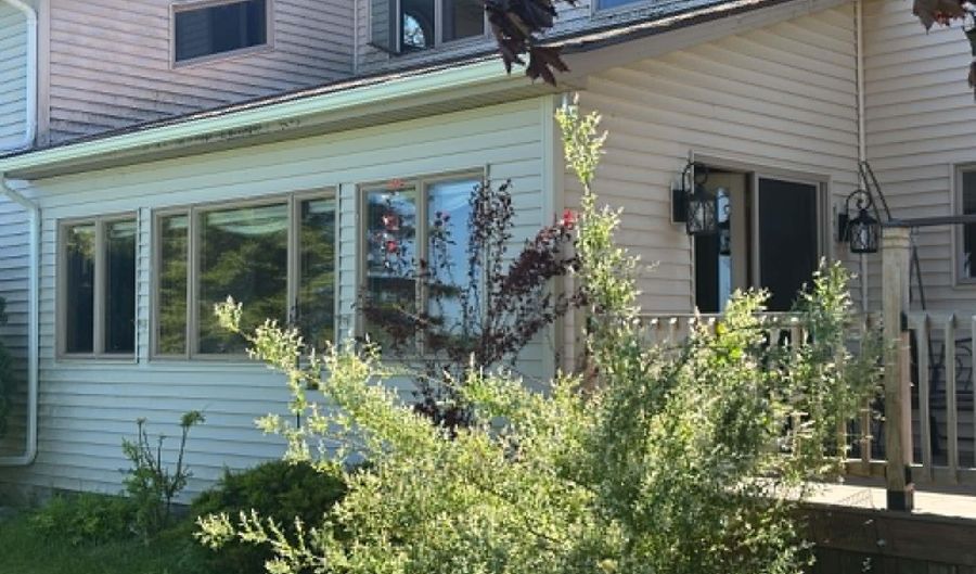 9363 W Long Lake Rd, Alpena, MI 49707 - 4 Beds, 3 Bath