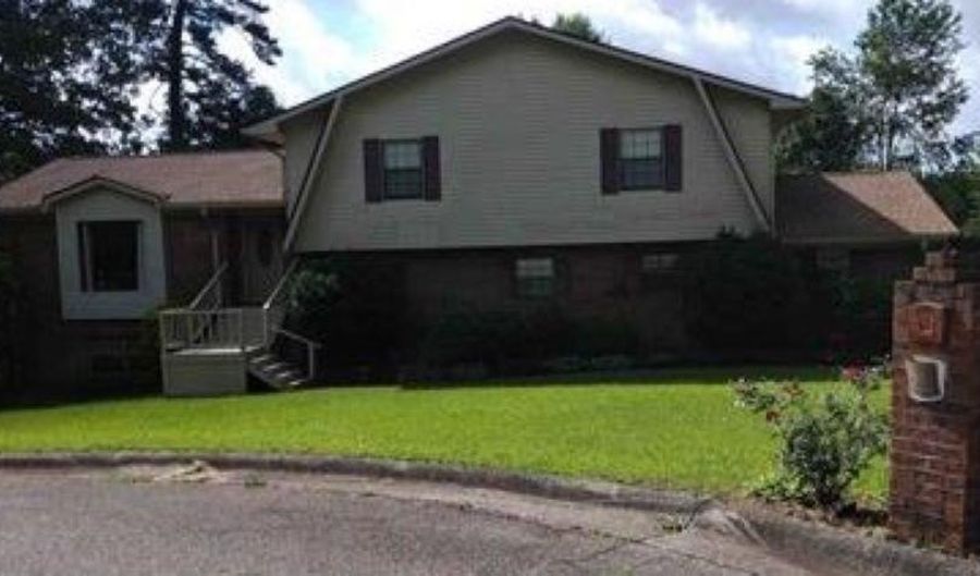 1720 CHERRY Cir, Anniston, AL 36207 - 4 Beds, 3 Bath