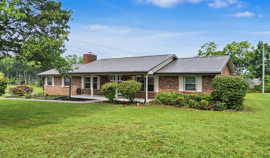 1026 Mildred Dr, Alcoa, TN 37701 - 3 Beds, 2 Bath