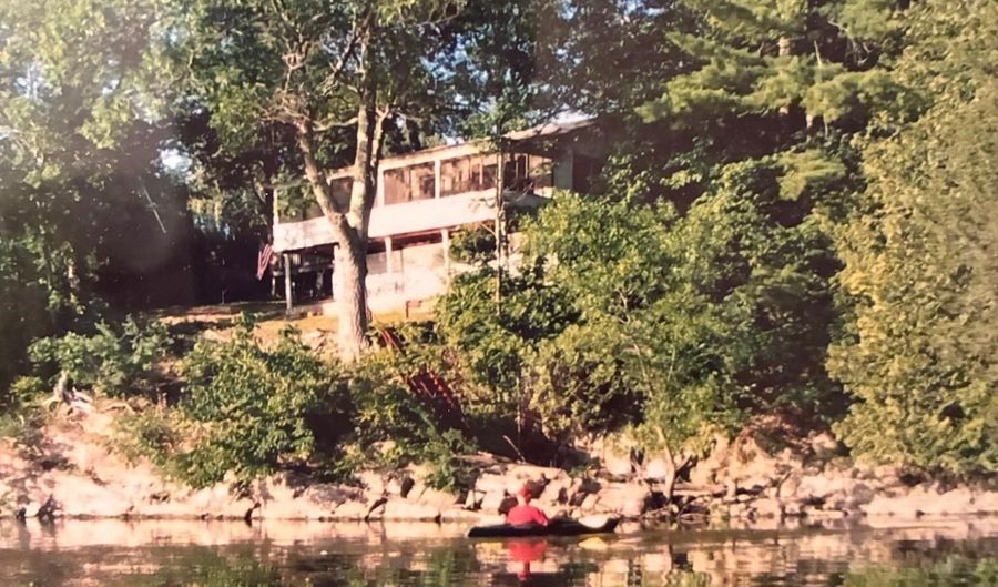 613 Stony Point Rd, Benson, VT 05743 - 2 Beds, 1 Bath