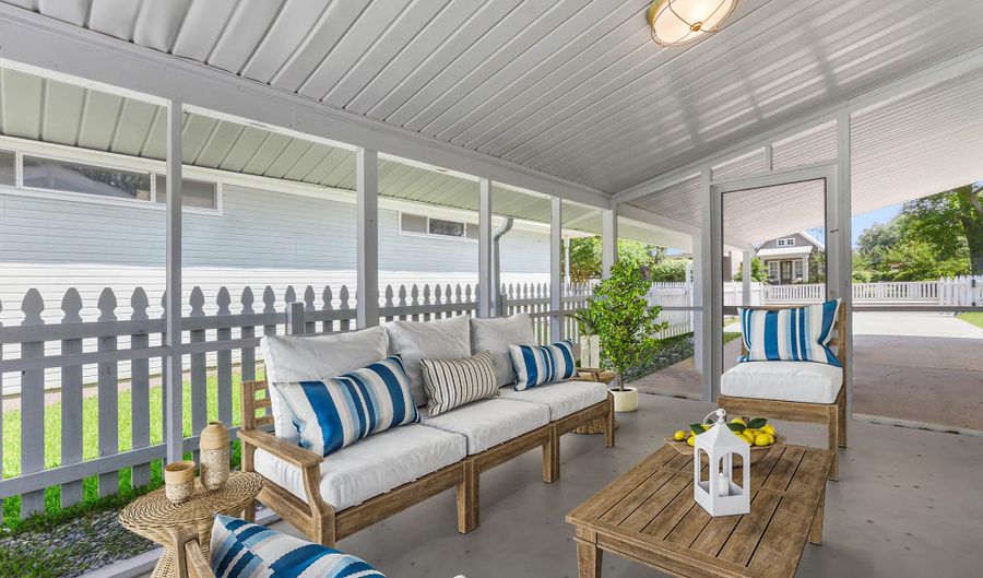 354 Main St, Bay St. Louis, MS 39520 - 3 Beds, 3 Bath