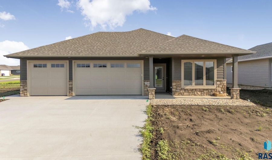 2308 E Brek St, Brandon, SD 57005 - 2 Beds, 2 Bath