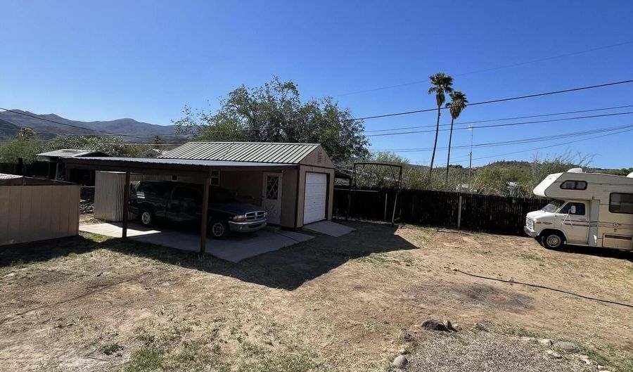 19260 E ABBOTT St, Black Canyon City, AZ 85324 - 3 Beds, 2 Bath