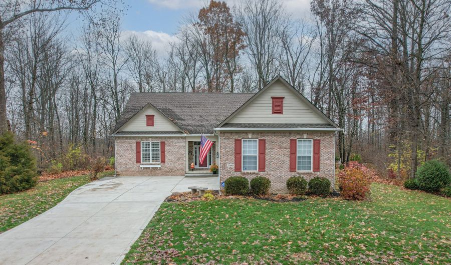 7680 Black Walnut Dr, Avon, IN 46123 - 3 Beds, 3 Bath