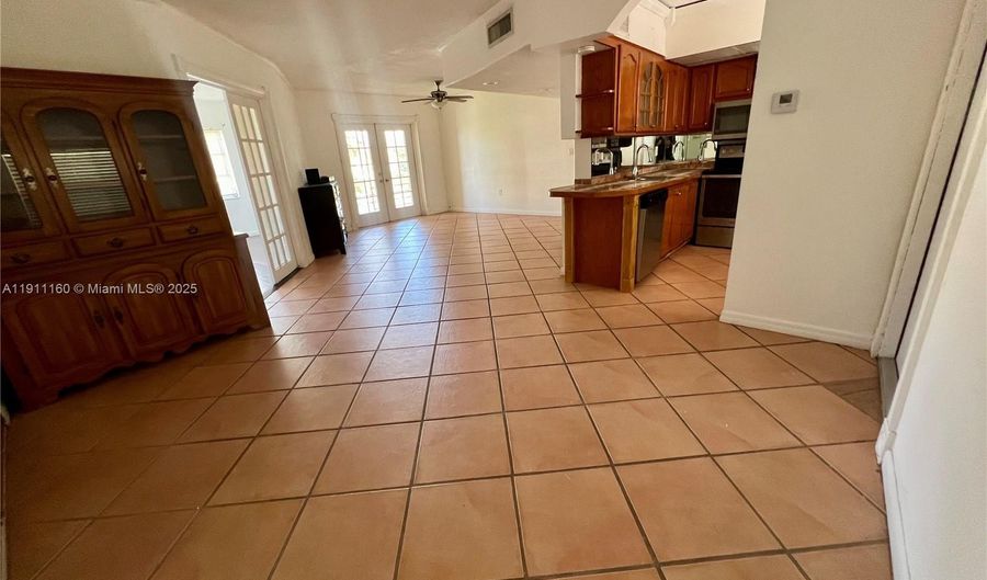 2825 NE 201st Ter M214, Aventura, FL 33180 - 2 Beds, 2 Bath