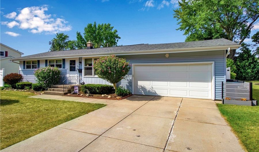 219 Cindy Dr, Amherst, NY 14221 - 3 Beds, 2 Bath