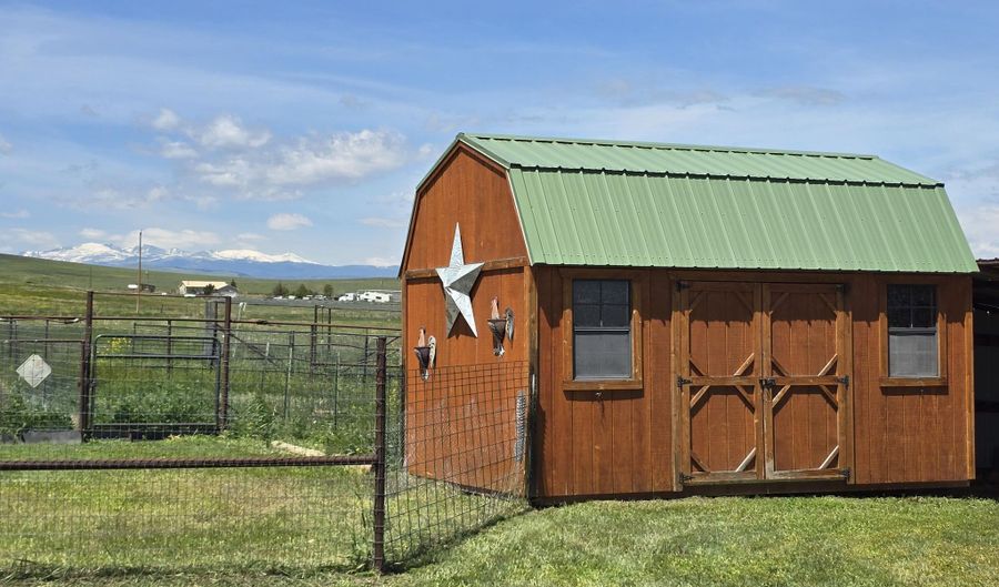 30 Pioneer Rd, Buffalo, WY 82834 - 3 Beds, 1 Bath