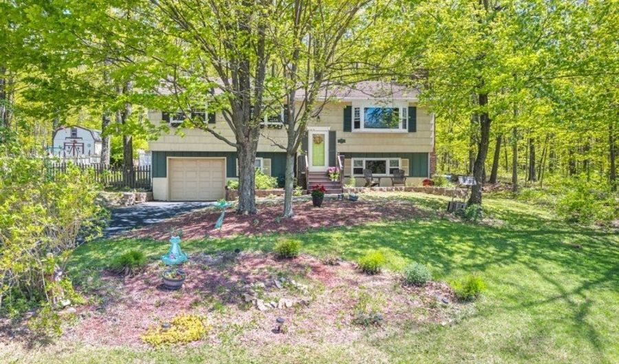31 Lounsberry Hollow Rd, Alloway, NJ 07461 - 3 Beds, 2 Bath