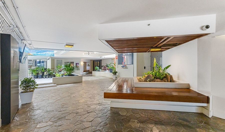 2450 Prince Edward St 1201A, Honolulu, HI 96815 - 1 Beds, 2 Bath