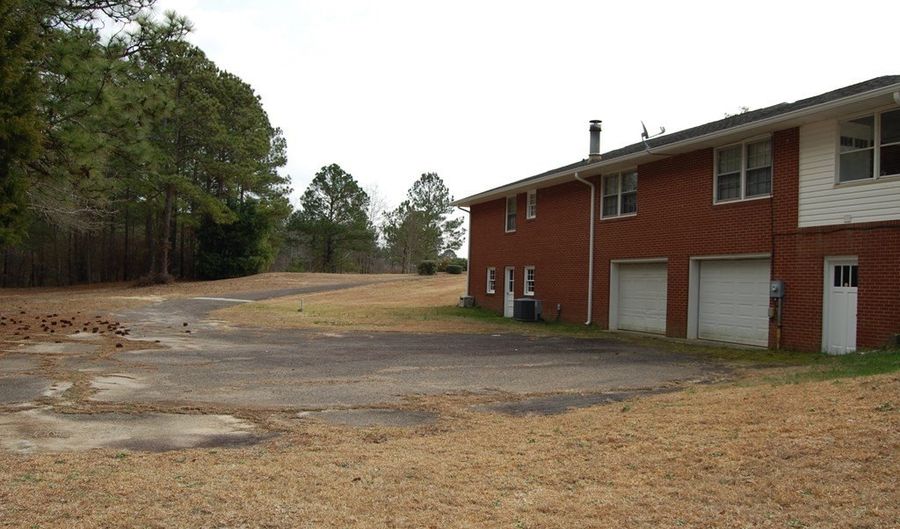 123 Reedy Fork Rd, Aiken, SC 29805 - 3 Beds, 2 Bath