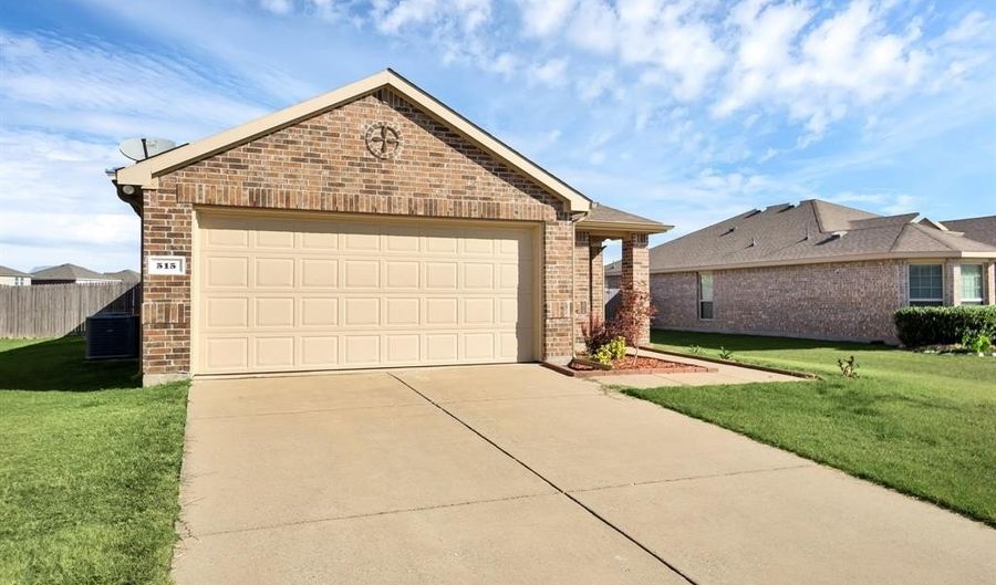 515 Elm Grv, Anna, TX 75409 - 3 Beds, 2 Bath