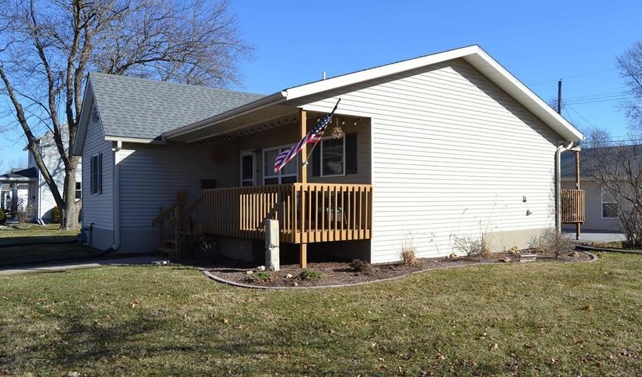 1508 S 14th, Burlington, IA 52601 - 2 Beds, 1 Bath