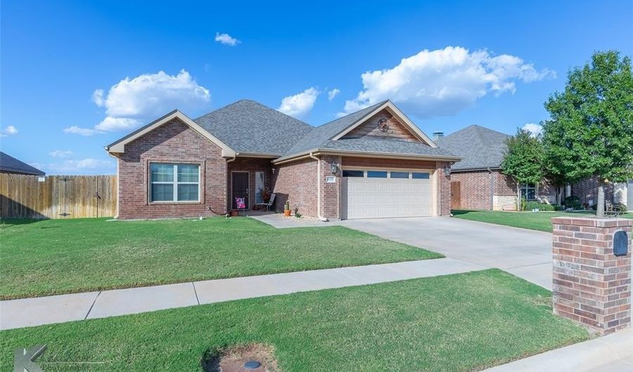 5658 Abbey Rd, Abilene, TX 79606 - 3 Beds, 2 Bath