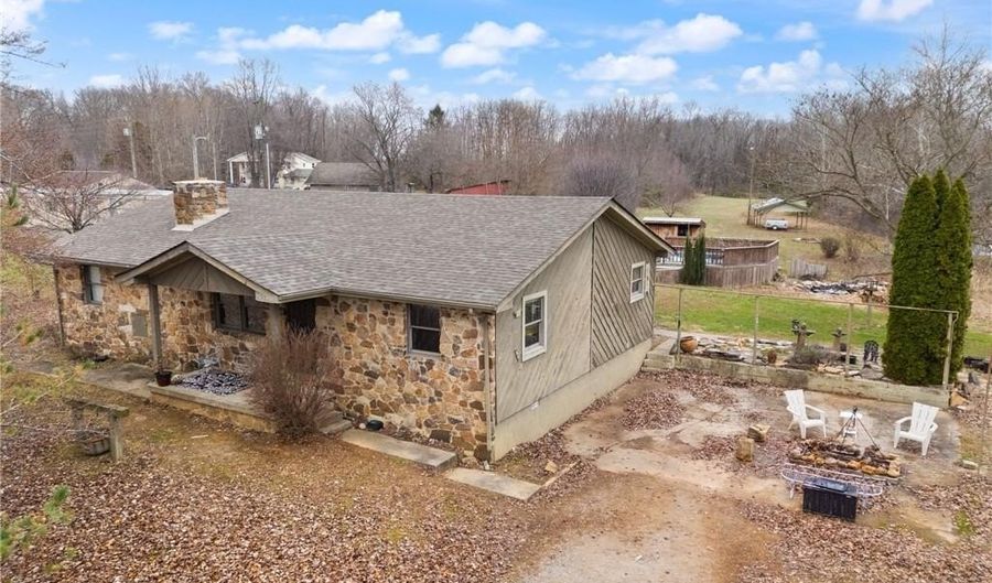 3119 E State Road 256, Austin, IN 47102 - 3 Beds, 2 Bath