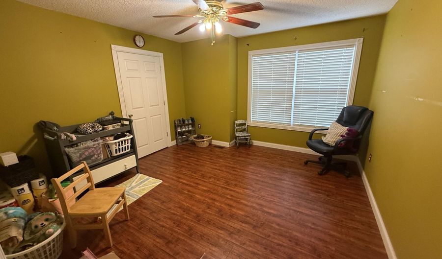 25 Red Oak Dr, Barbourville, KY 40906 - 3 Beds, 3 Bath