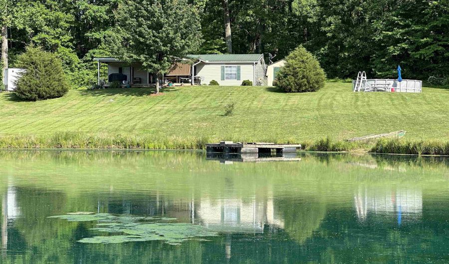 6577 S Fowler Rd, Bloomfield, IN 47424 - 3 Beds, 2 Bath