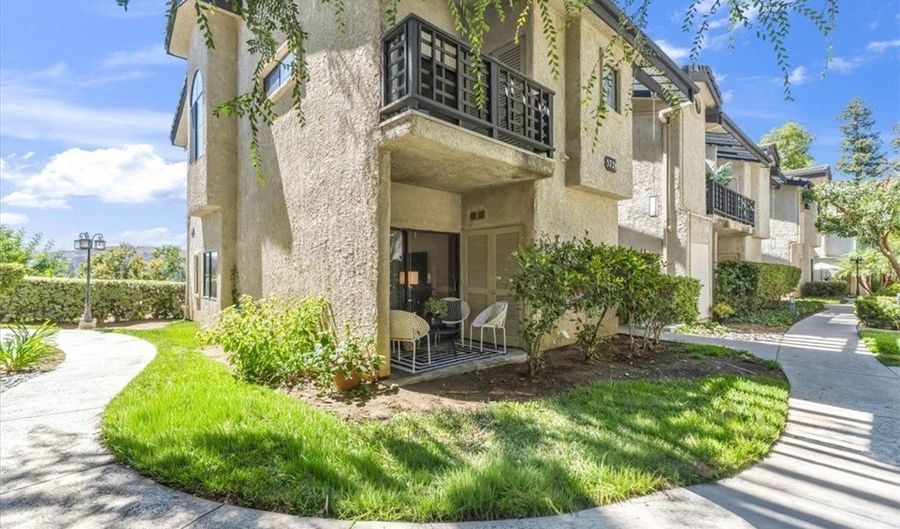 5728 Skyview Way G, Agoura Hills, CA 91301 - 1 Beds, 1 Bath