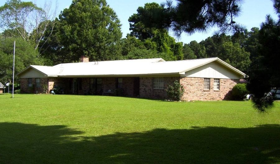 1470 BRIARWOOD St, Ashdown, AR 71822 - 4 Beds, 2 Bath