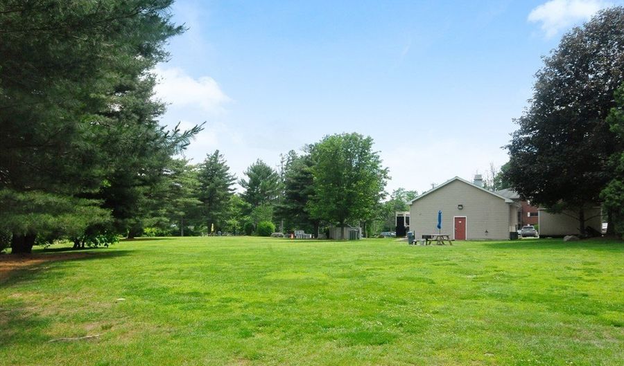 284 Codman Hill Rd 31B, Boxborough, MA 01719 - 2 Beds, 1 Bath
