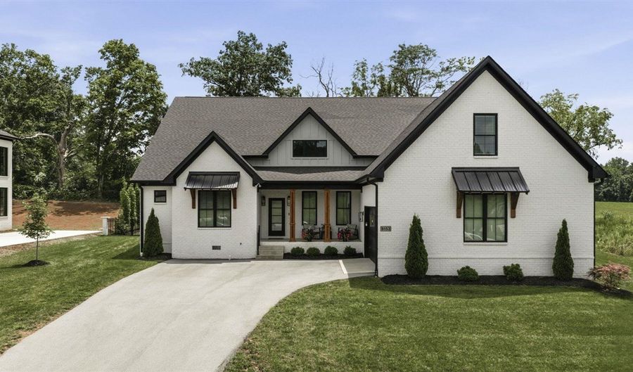 9153 Hermitage Ln, Alvaton, KY 42122 - 4 Beds, 4 Bath