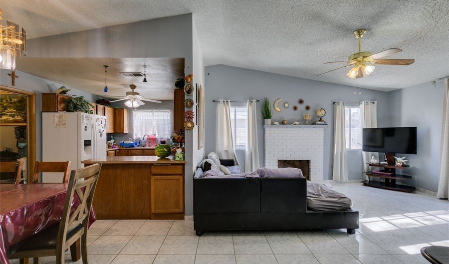 1816 N Torrey Pines Dr, Las Vegas, NV 89108 - 4 Beds, 2 Bath