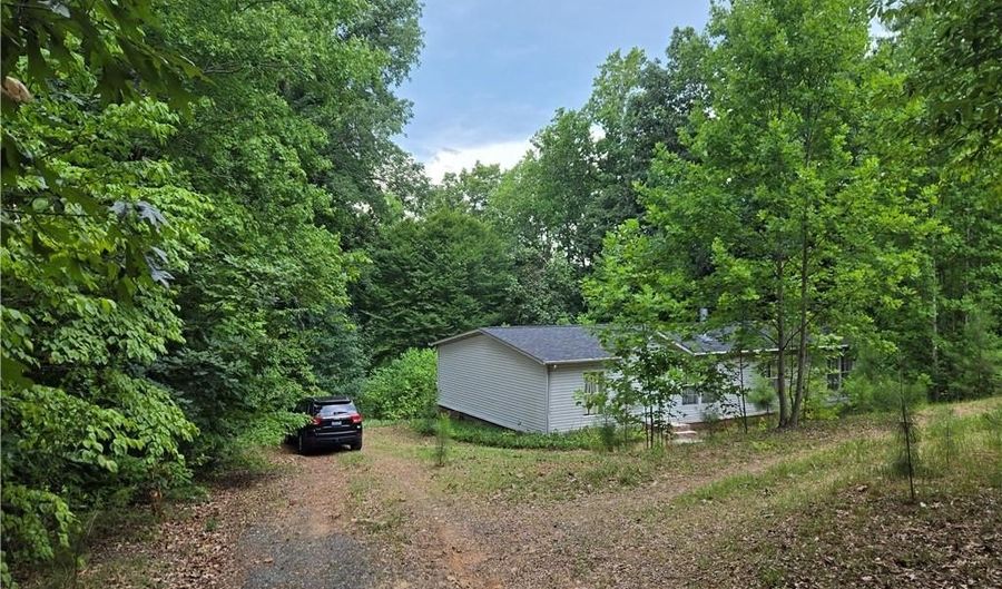 1966 S Lake Dr, Asheboro, NC 27205 - 3 Beds, 2 Bath