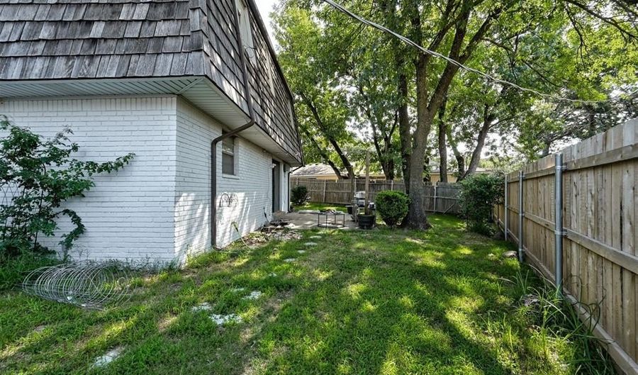 1724 N Fordson Ave, Bethany, OK 73008 - 4 Beds, 3 Bath