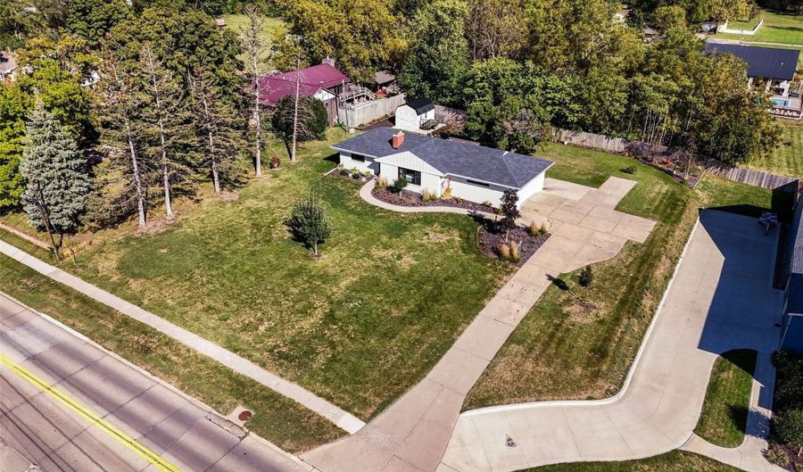 713 17th Ave SW, Altoona, IA 50009 - 3 Beds, 3 Bath