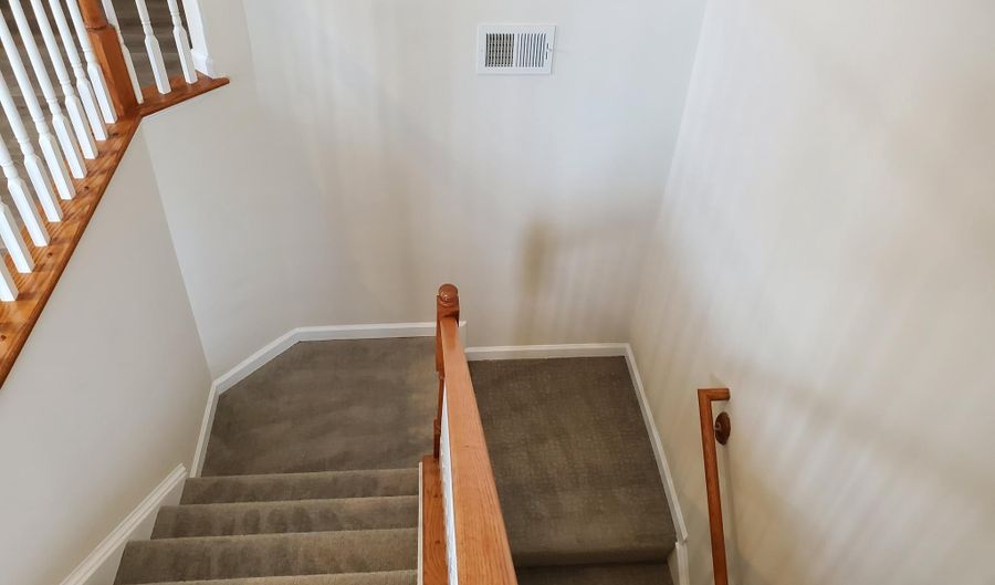 25345 PATRIOT Ter, Aldie, VA 20105 - 2 Beds, 2 Bath